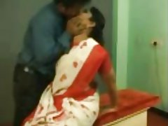Indický Tetička sexu na pracovisku