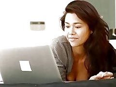 Ženy, ktoré si vyžadujú dvojitú penetráciu. d.v.