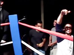 Kohút-crazy Děvky pripojiť sania súťaž